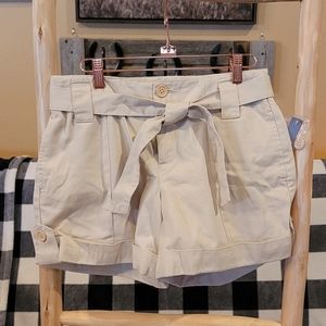 Women's NWT APT 9 shorts with belt tie size 4